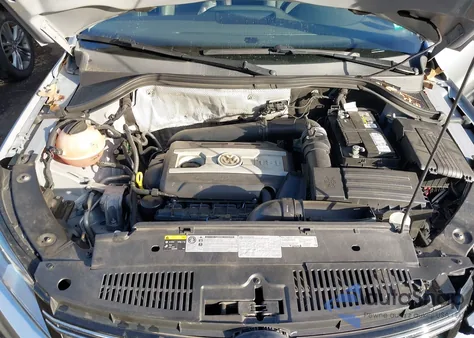 2015 Volkswagen Tiguan Se from USA, damaged, VIN WVGAV7AX1FW563554